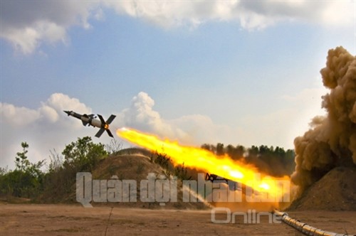 Thực hành bắn đạn thật tên lửa C125M tại trường bắn quốc gia TB1